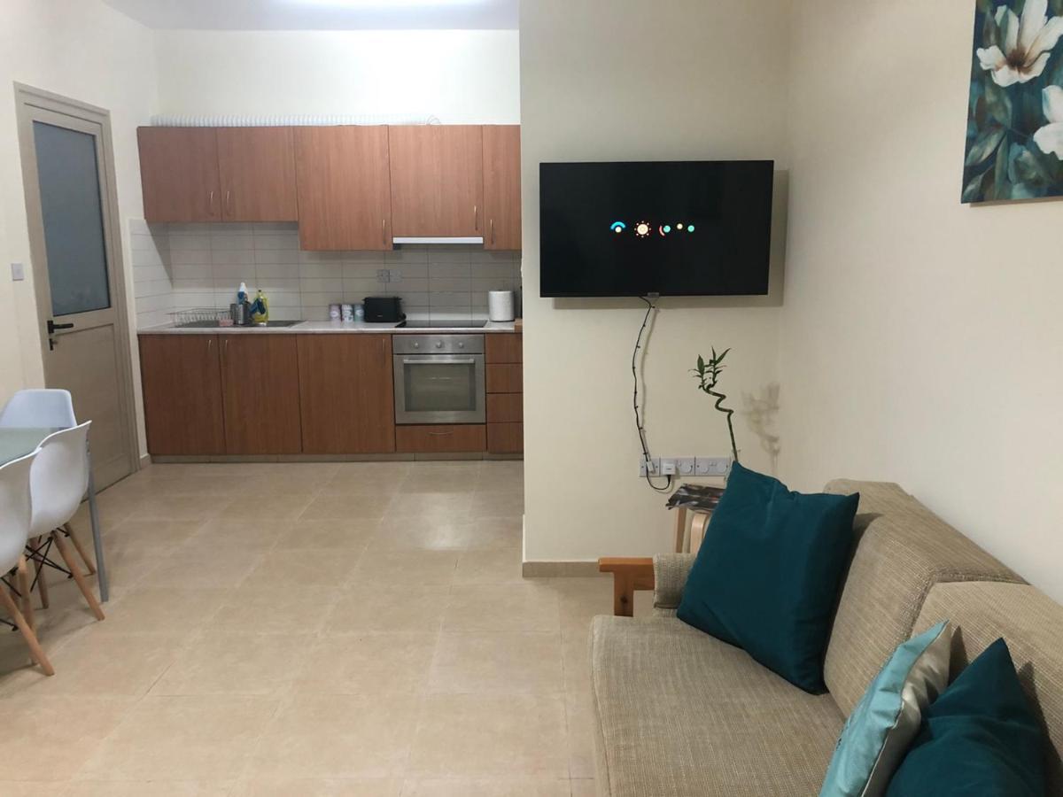 Kerynia Apartments Paphos Kültér fotó