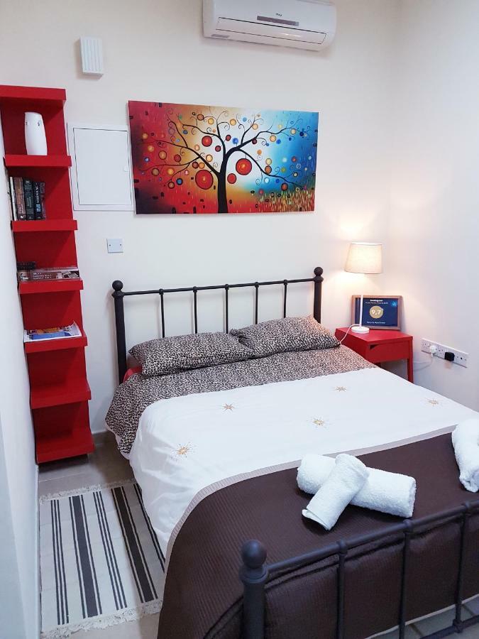 Kerynia Apartments Paphos Kültér fotó