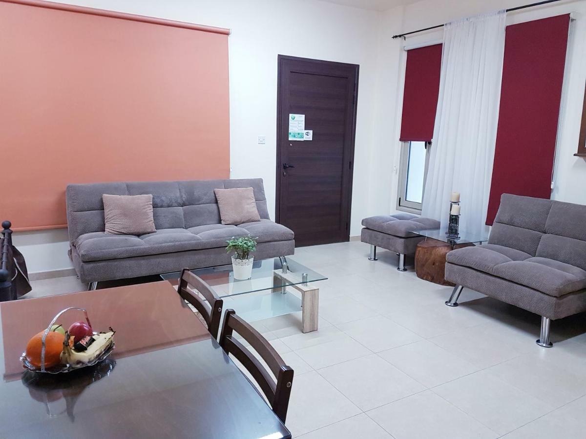 Kerynia Apartments Paphos Kültér fotó