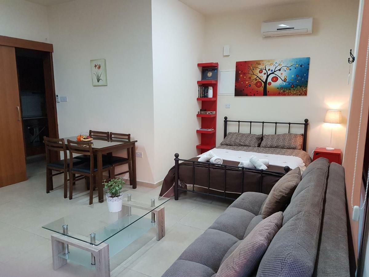 Kerynia Apartments Paphos Kültér fotó